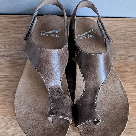 Dansko Reece Women’s Size 6.5 / EU 37 Brown Leather Toe Loop Sandals Thongs - Picture 4 of 9